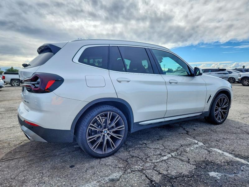 Photo 3 from auction – 2023 BMW X3 with VIN 5UX43DP07P9R65724