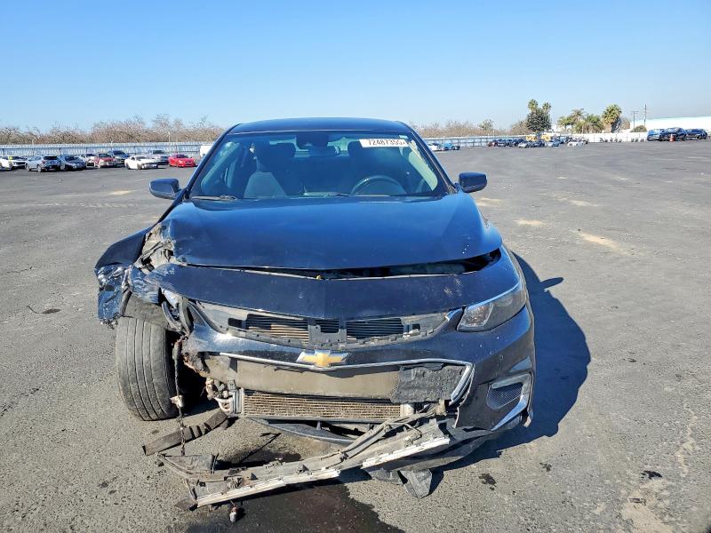 Photo 5 from auction – 2018 CHEVROLET MALIBU with VIN 1G1ZD5ST4JF158199