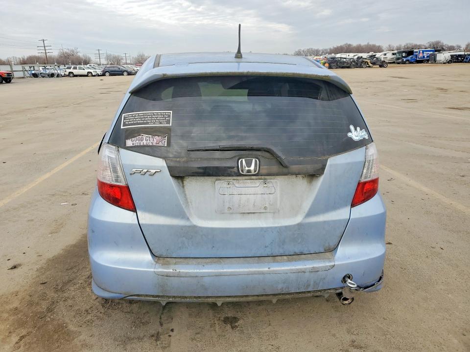 Photo 6 from auction – 2010 HONDA FIT with VIN JHMGE8H42AC008461