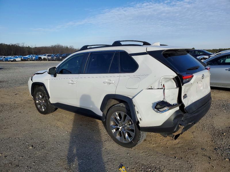 Photo 2 from auction – 2019 TOYOTA RAV4 XLE P with VIN JTMC1RFV4KD015758