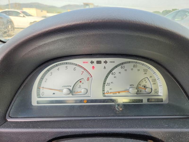 Photo 9 from auction – 2002 TOYOTA CAMRY LE with VIN JTDBE32K020057635