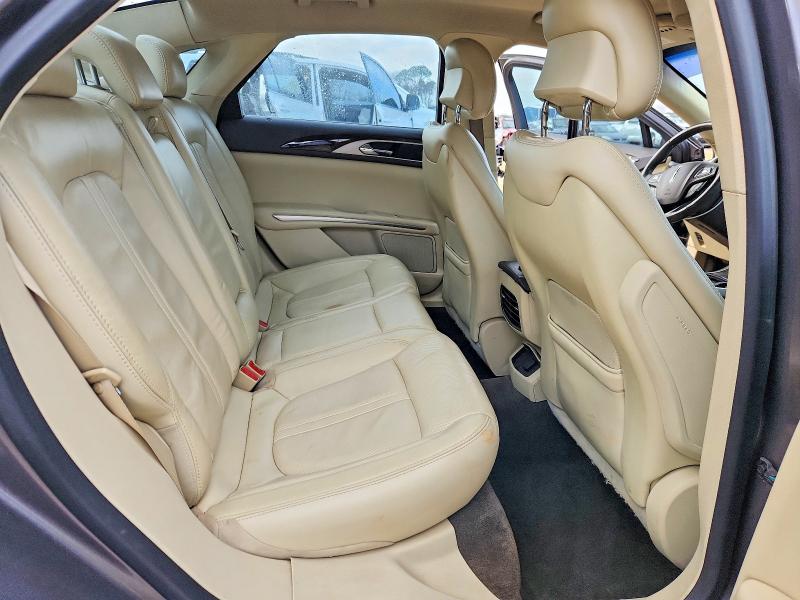 Photo 10 from auction – 2014 LINCOLN MKZ with VIN 3LN6L2G98ER833355