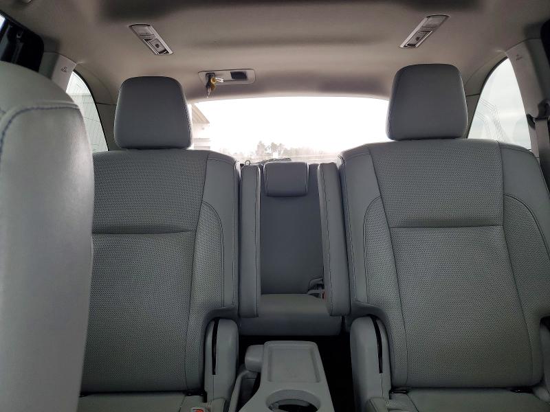 Photo 10 from auction – 2017 TOYOTA HIGHLANDER with VIN 5TDDZRFH4HS412228