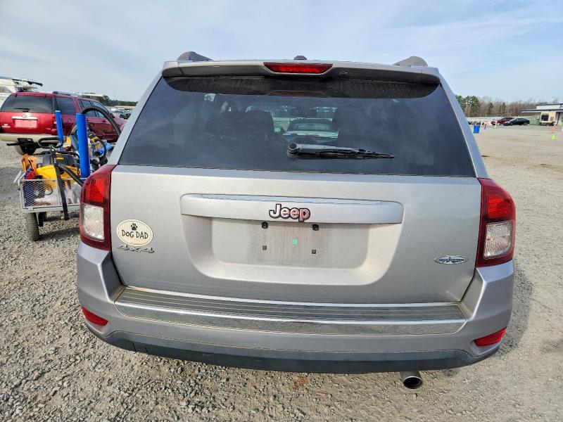 Photo 6 from auction – 2016 JEEP COMPASS LA with VIN 1C4NJDEB7GD802679