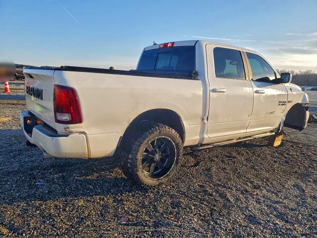 Photo 3 from auction – 2018 RAM 1500 SPORT with VIN 1C6RR7MT7JS241559