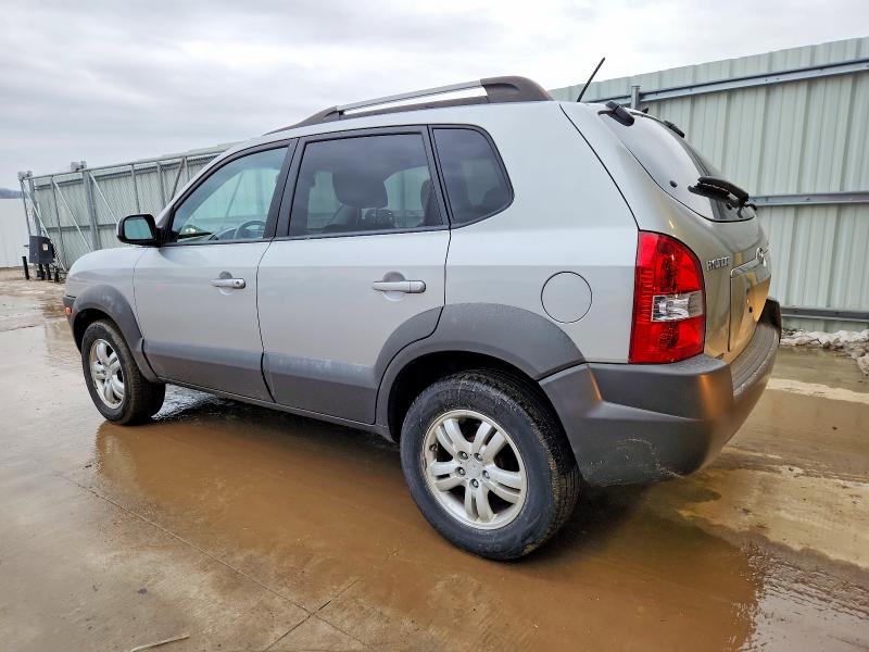 Photo 2 from auction – 2008 HYUNDAI TUCSON with VIN KM8JN72D08U877232