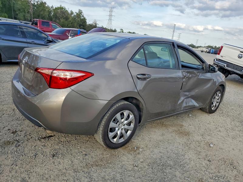 Photo 3 from auction – 2018 TOYOTA COROLLA with VIN 5YFBURHE9JP830355