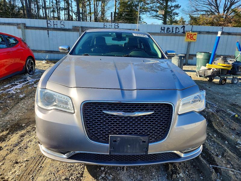 Photo 5 from auction – 2016 CHRYSLER 300C with VIN 2C3CCAEG5GH216615