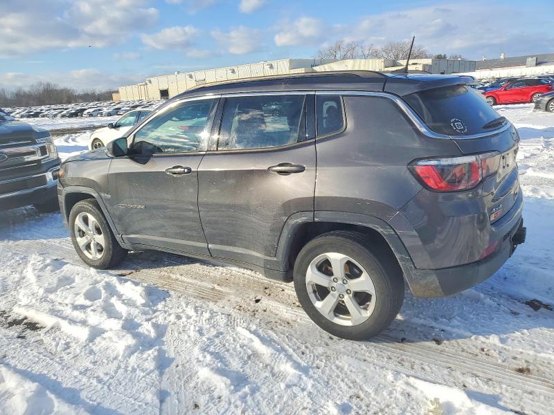 Photo 2 from auction – 2017 JEEP COMPASS LA with VIN 3C4NJDBB0HT596900