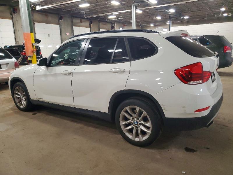 Photo 2 from auction – 2015 BMW X1 XDRIVE2 with VIN WBAVL1C59FVY31340