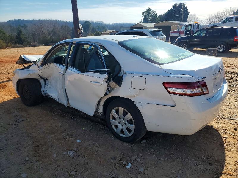 Zdjęcie 2 z aukcji – 2011 TOYOTA CAMRY z VIN 4T1BF3EK8BU582701