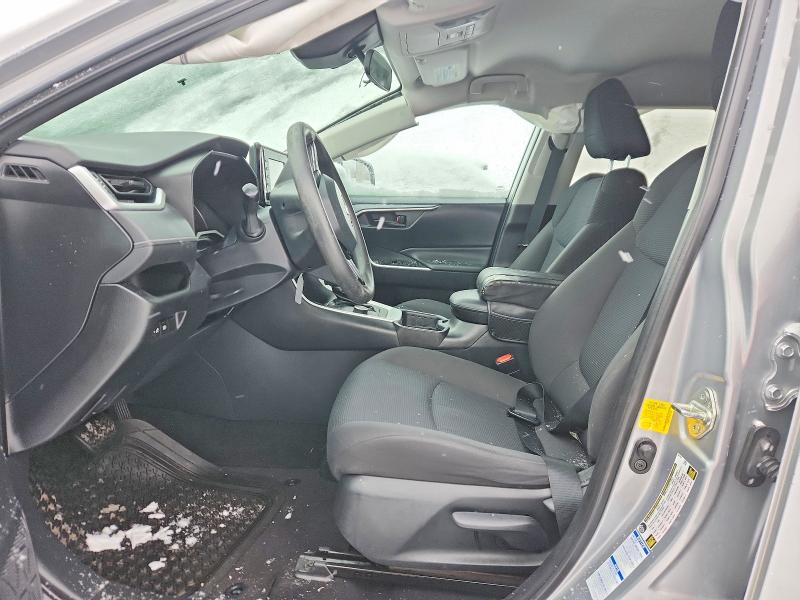 Photo 7 from auction – 2019 TOYOTA RAV4 LE with VIN 2T3MWRFV3KW031863