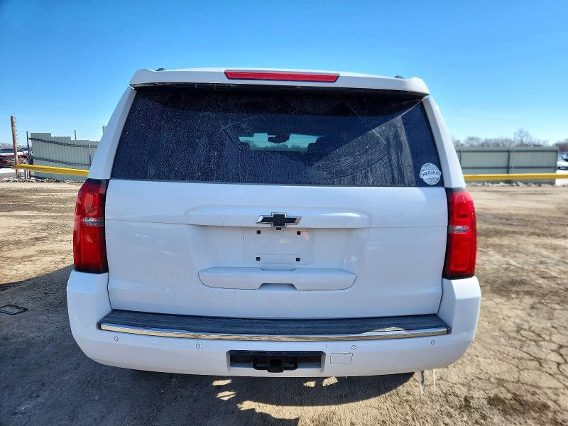 Photo 6 from auction – 2016 CHEVROLET SUBURBAN with VIN 1GNSKJKC9GR117783