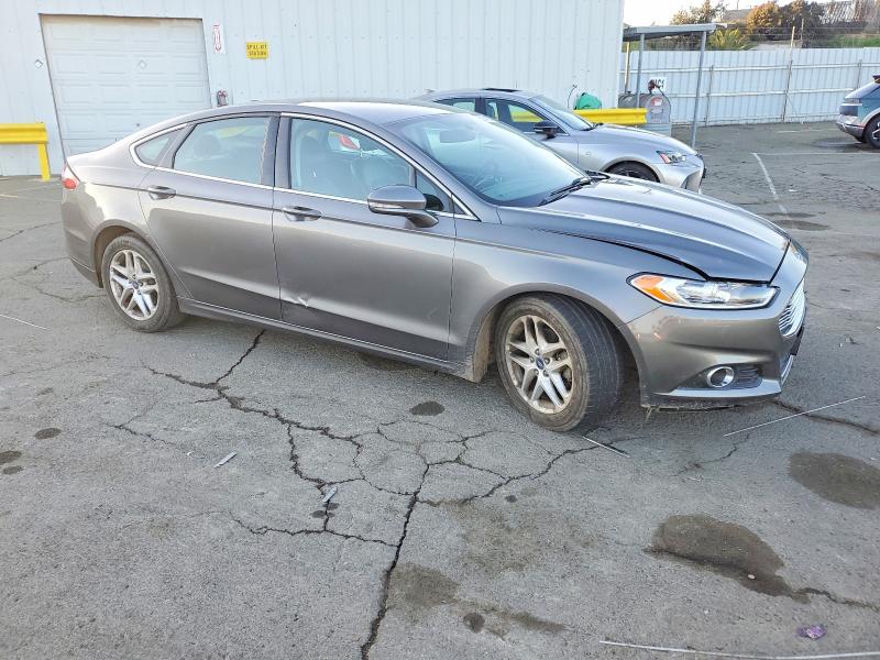 Photo 4 from auction – 2014 FORD FUSION SE with VIN 3FA6P0HD3ER113547