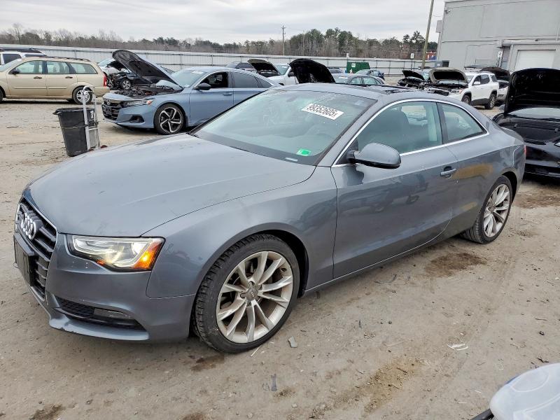 AUDI A5 PREMIUM 2013 with VIN WAUCFAFR9DA022986 - Photo from auction