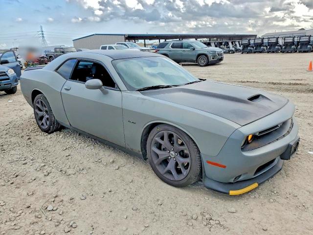 Photo 4 from auction – 2019 DODGE CHALLENGER with VIN 2C3CDZBT1KH551053