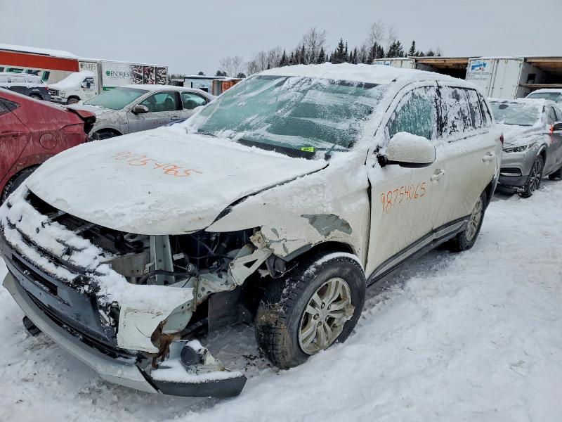 MITSUBISHI OUTLANDER 2016 z numerem VIN JA4AZ2A31GZ601108 - Zdjęcie z aukcji