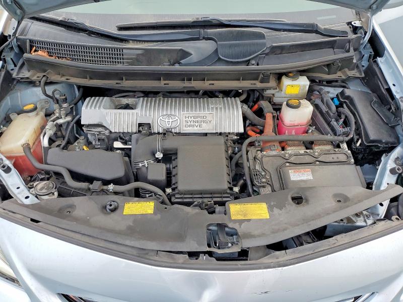 Photo 11 from auction – 2013 TOYOTA PRIUS V with VIN JTDZN3EU9D3261380