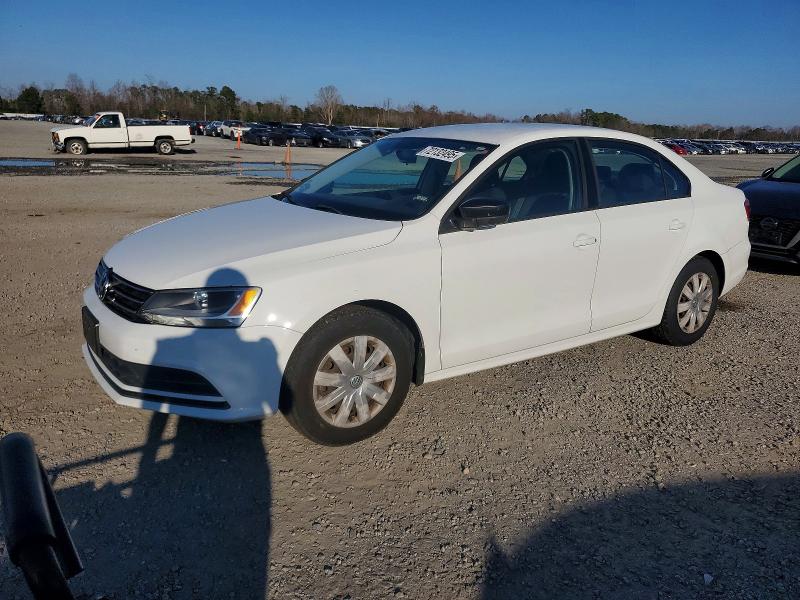 VOLKSWAGEN JETTA BASE 2015 with VIN 3VW2K7AJ9FM305096 - Photo from auction