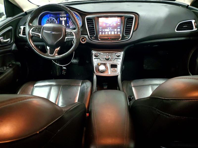Foto 8 de la subasta – 2017 CHRYSLER 200 LIMITE con VIN 1C3CCCAB1HN502380