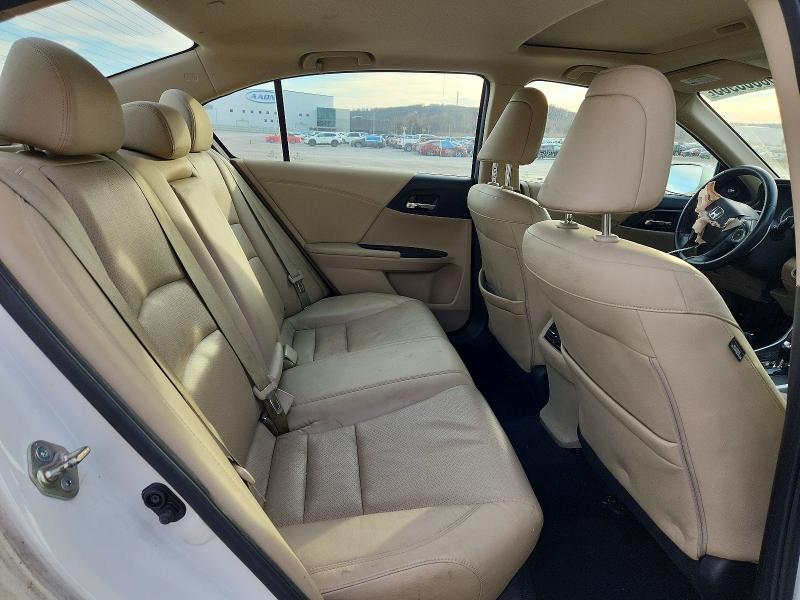 Photo 10 from auction – 2015 HONDA ACCORD EXL with VIN 1HGCR2F83FA026012