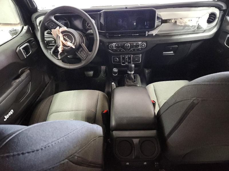 Photo 8 from auction – 2024 JEEP GLADIATOR with VIN 1C6HJTAG7RL109863