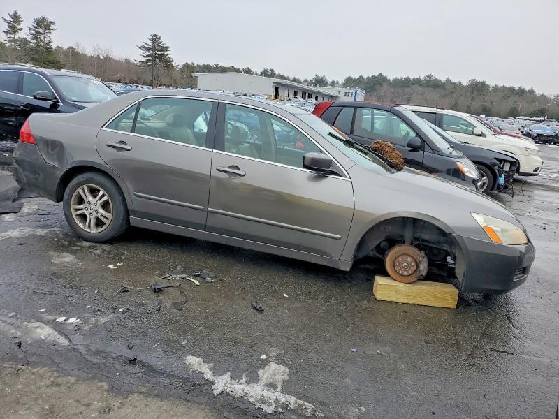 Photo 4 from auction – 2007 HONDA ACCORD with VIN 1HGCM56877A120640