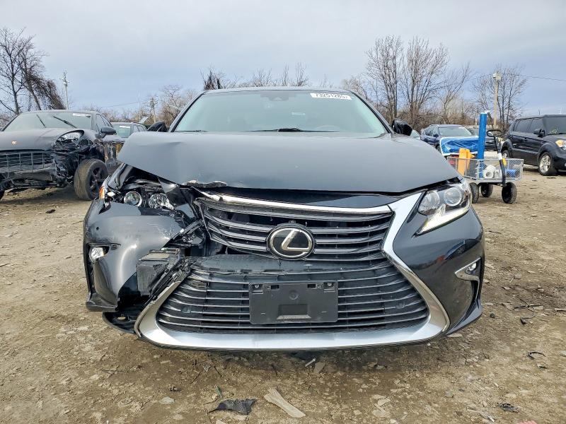 Photo 5 from auction – 2018 LEXUS ES with VIN 58ABK1GGXJU093314