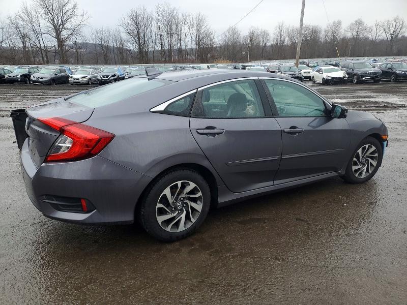 Photo 3 from auction – 2017 HONDA CIVIC EX with VIN 2HGFC2F70HH545318