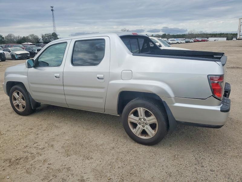 Photo 2 from auction – 2013 HONDA RIDGELINE with VIN 5FPYK1F52DB016365