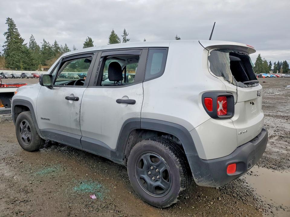 Photo 2 from auction – 2017 JEEP RENEGADE S with VIN ZACCJBAB5HPF47843