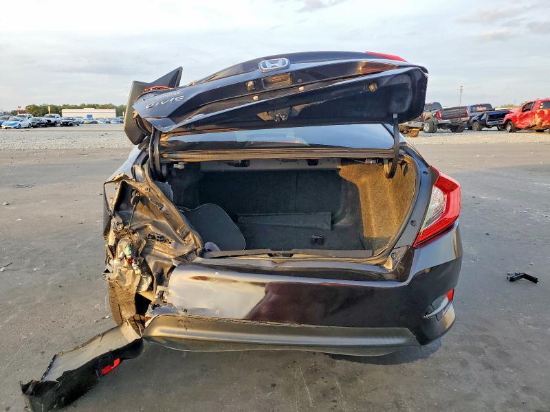 Photo 6 from auction – 2017 HONDA CIVIC EX with VIN 19XFC2F73HE054817