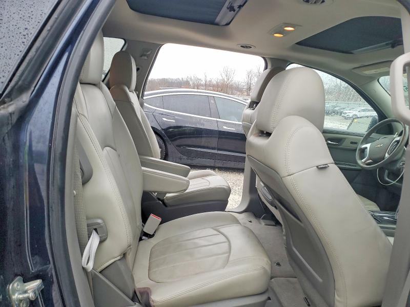 Photo 10 from auction – 2016 CHEVROLET TRAVERSE with VIN 1GNKRJKDXGJ194813