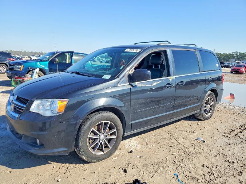DODGE CARAVAN SX 2017 with VIN 2C4RDGCG7HR700063 - Photo from auction