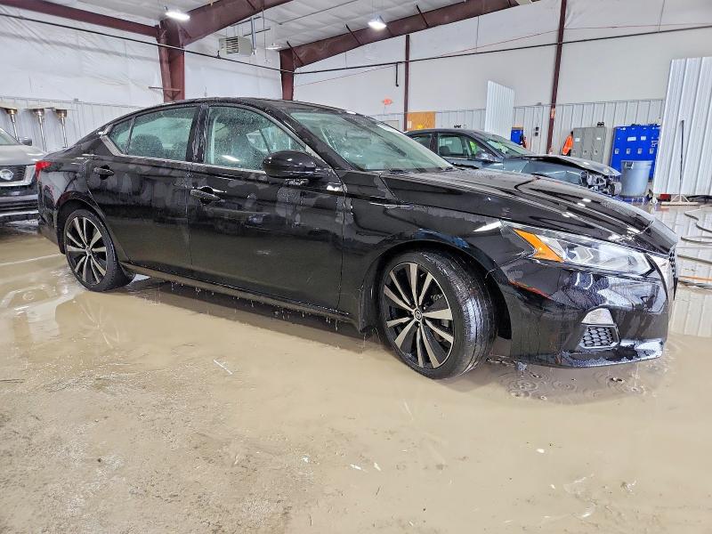 Photo 4 from auction – 2022 NISSAN ALTIMA SR with VIN 1N4BL4CV5NN369693