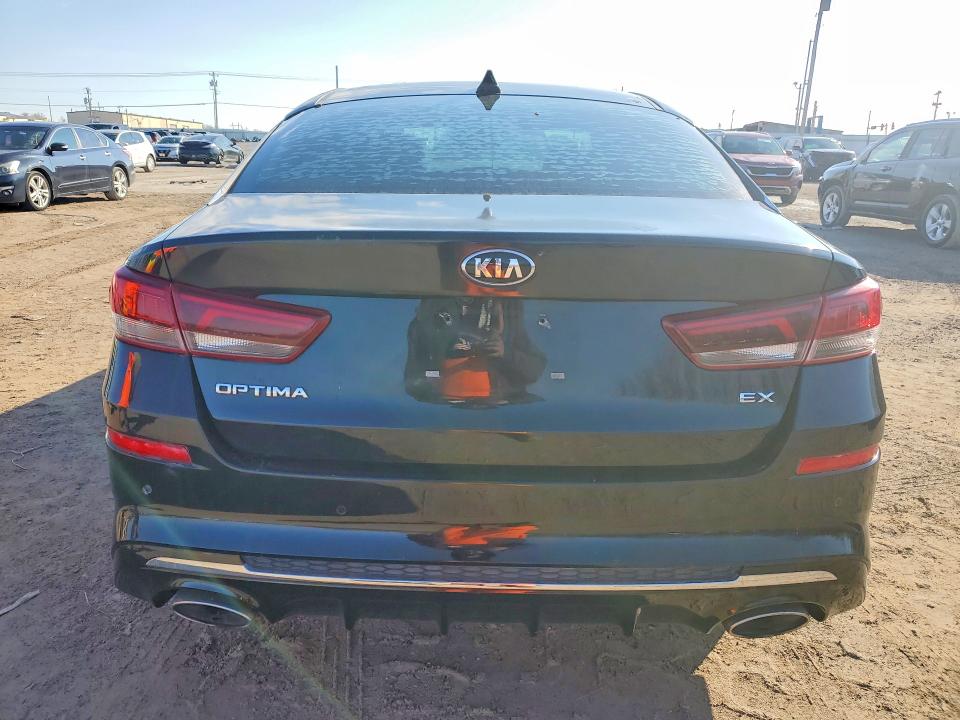 Photo 6 from auction – 2019 KIA OPTIMA EX with VIN 5XXGU4L19KG303567