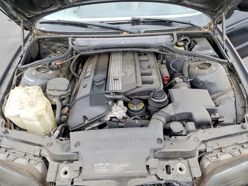 Photo 11 from auction – 2000 BMW 328 I with VIN WBAAM5347YJR59886