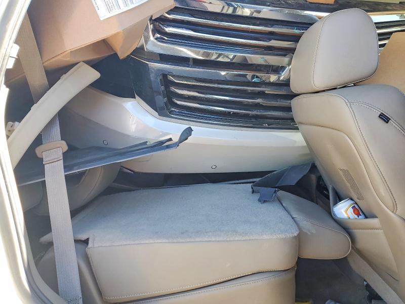 Photo 11 from auction – 2015 CHEVROLET TAHOE C150 with VIN 1GNSCCKC7FR150174