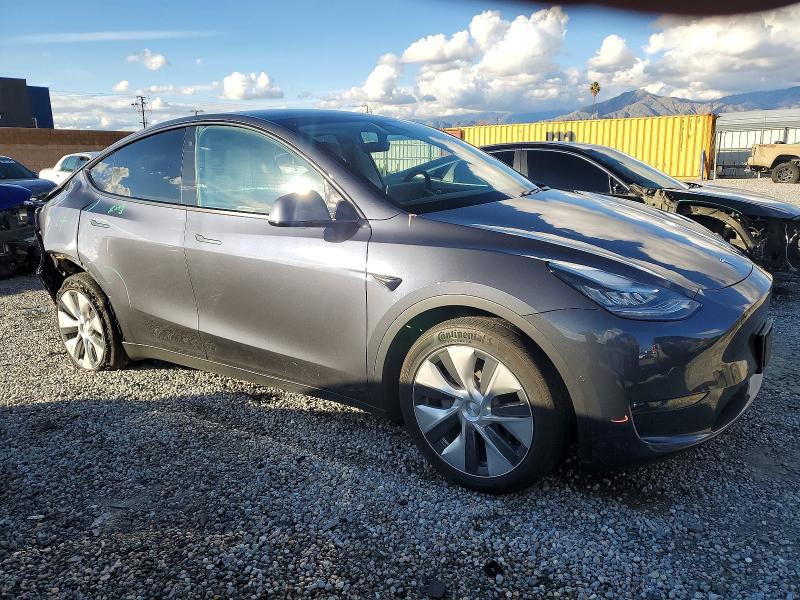 Photo 4 from auction – 2020 TESLA MODEL Y with VIN 5YJYGDEE1LF010083
