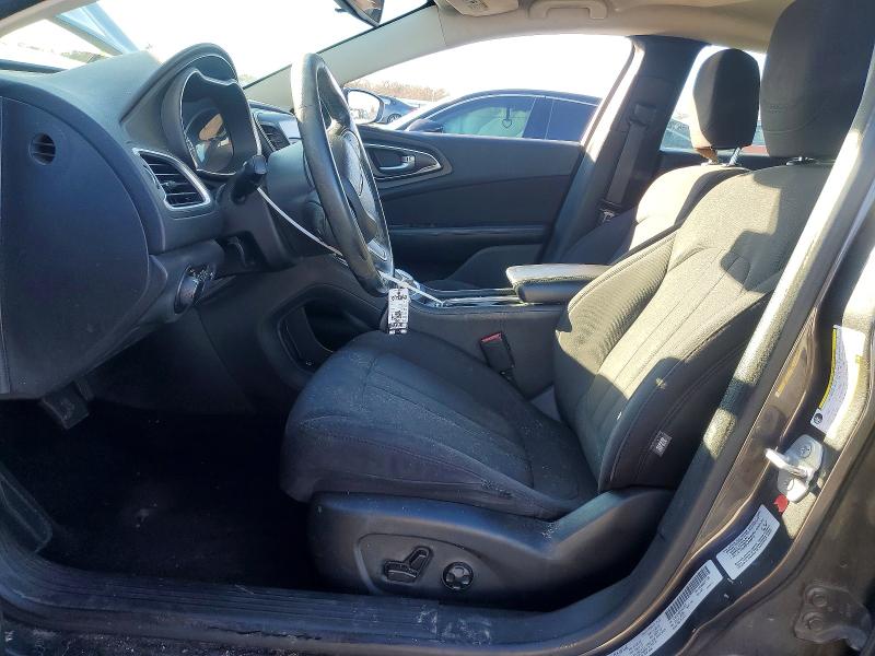 Photo 7 from auction – 2015 CHRYSLER 200 LIMITE with VIN 1C3CCCAB2FN691053