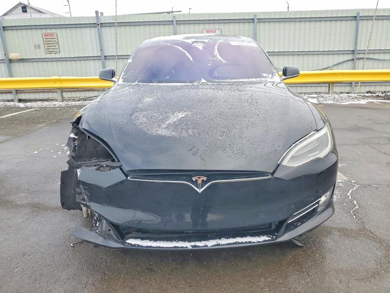 Photo 5 from auction – 2018 TESLA MODEL S with VIN 5YJSA1E25JF253453