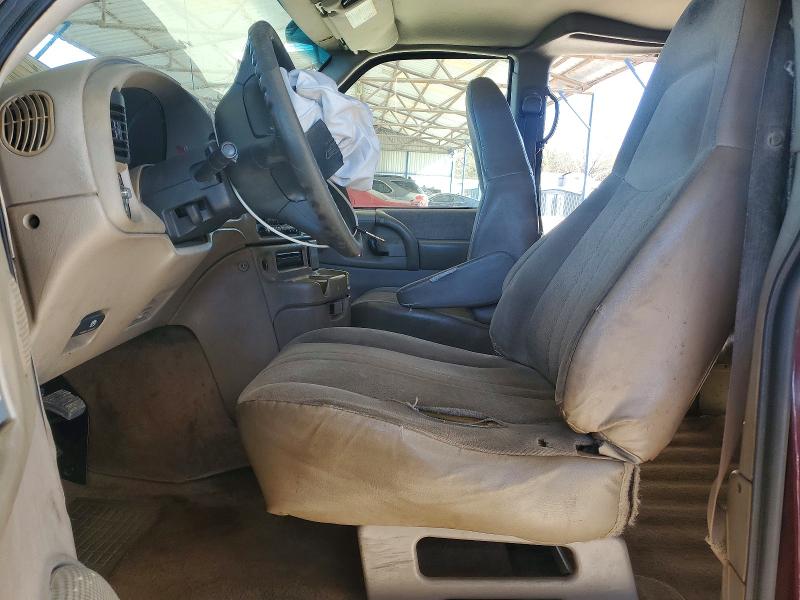 Photo 7 from auction – 2003 CHEVROLET ASTRO with VIN 1GNDM19X43B121724