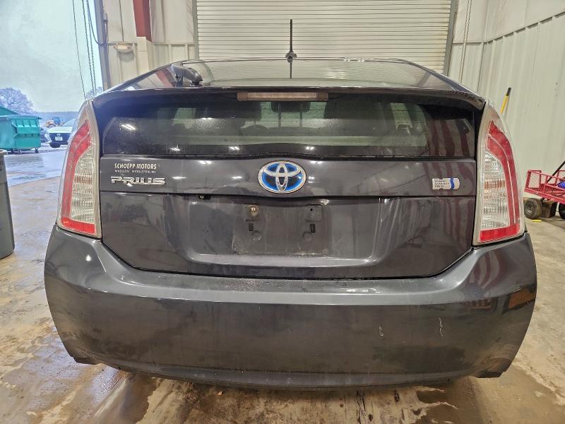 Photo 6 from auction – 2014 TOYOTA PRIUS with VIN JTDKN3DU9E1814710
