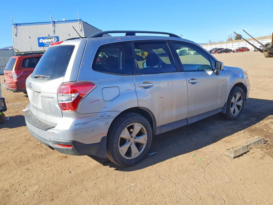 Photo 3 from auction – 2015 SUBARU FORESTER with VIN JF2SJAFC7FH541118