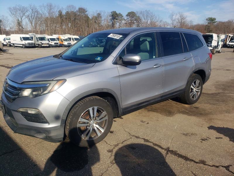 HONDA PILOT EXL 2016 with VIN 5FNYF6H57GB085547 - Photo from auction