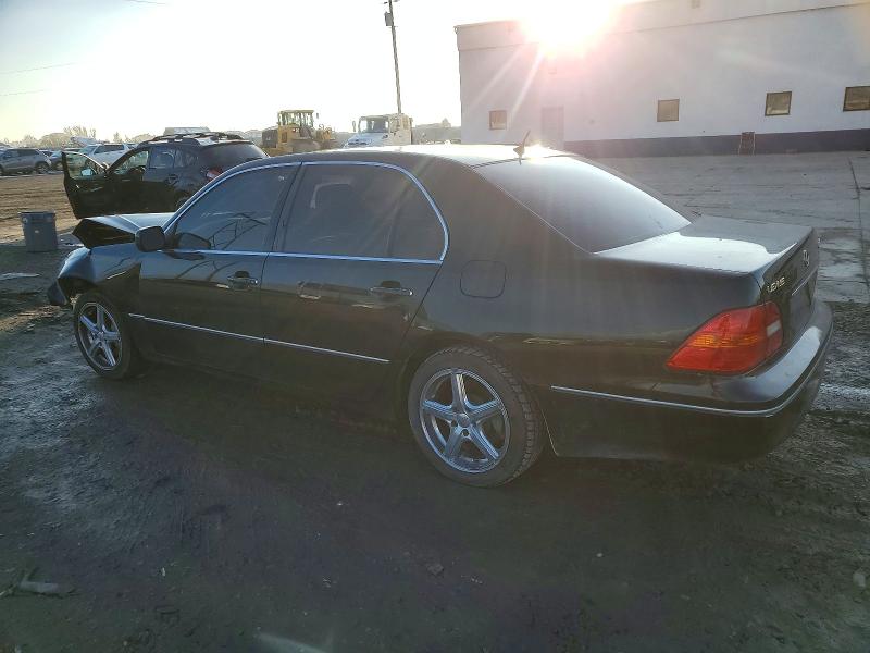 Photo 2 from auction – 2001 LEXUS LS with VIN JTHBN30F510003184