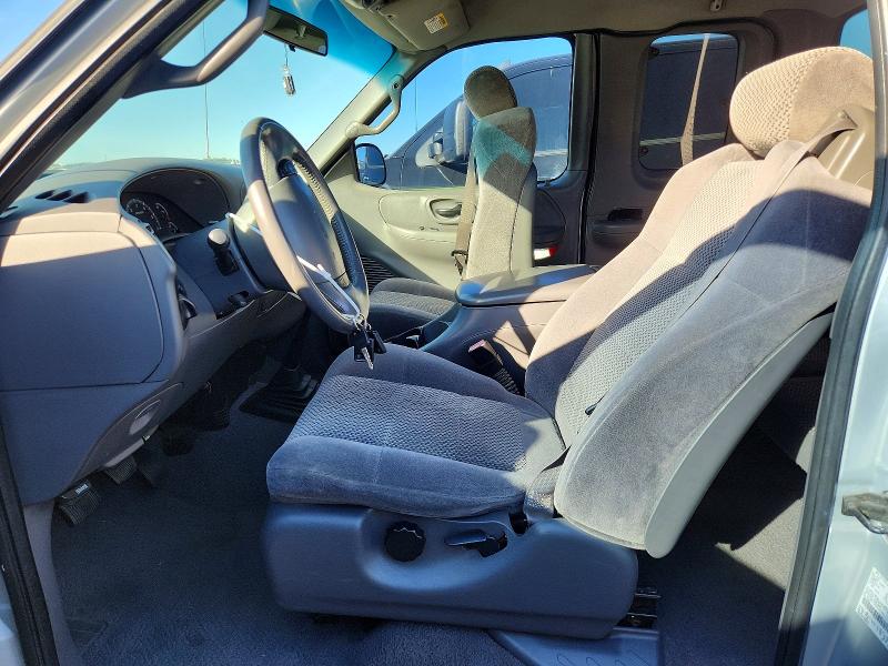 Photo 7 from auction – 2002 FORD F150 with VIN 2FTRX17202CA17411