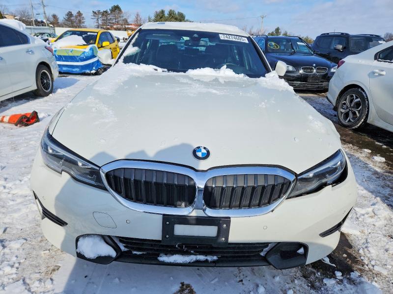 Photo 5 from auction – 2021 BMW 330XI with VIN 3MW5R7J09M8B95723