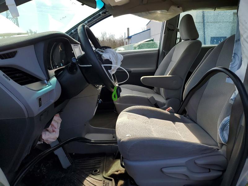 Photo 7 from auction – 2017 TOYOTA SIENNA with VIN 5TDZZ3DC0HS803614