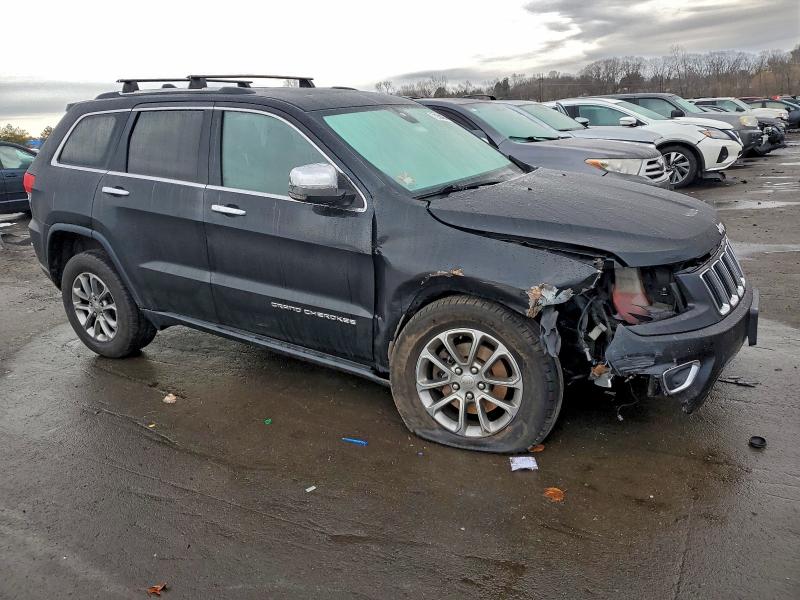Photo 4 from auction – 2015 JEEP GRAND CHER with VIN 1C4RJFBGXFC950102